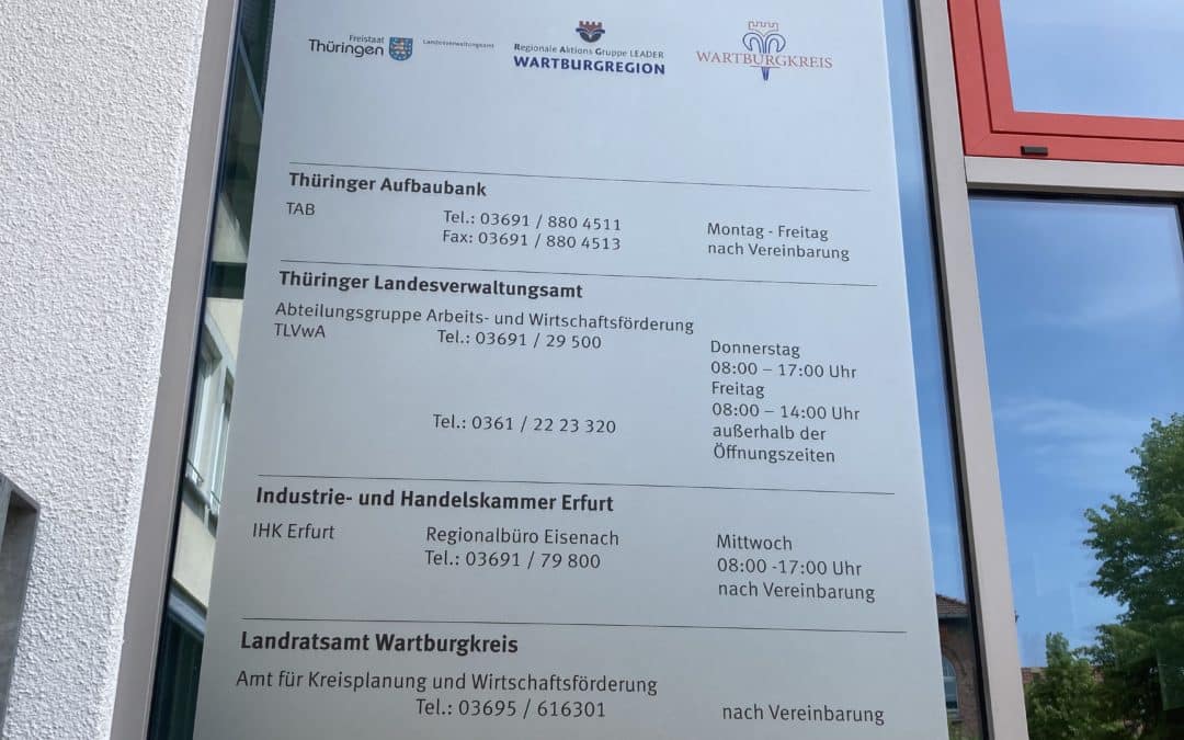 Erneuerung Beschilderung Eingangsbereich LEG Thüringen, Haus Eisenach