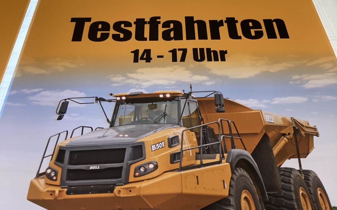 Banner, Plakate, Einladungen – 20 Jahre Fertigung Bell Equipment im Gewerbegebiet Eisenach Kindel